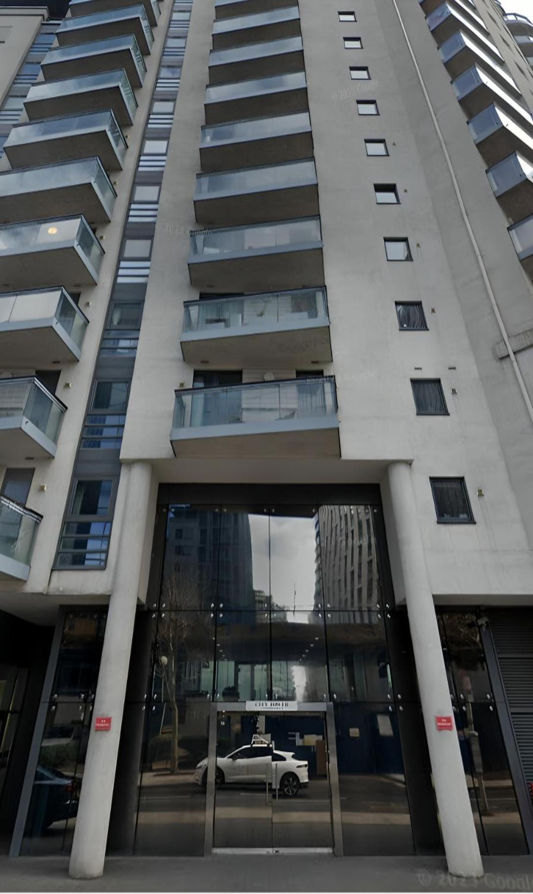 Royal Crossharbour Apartment 伦敦 外观 照片