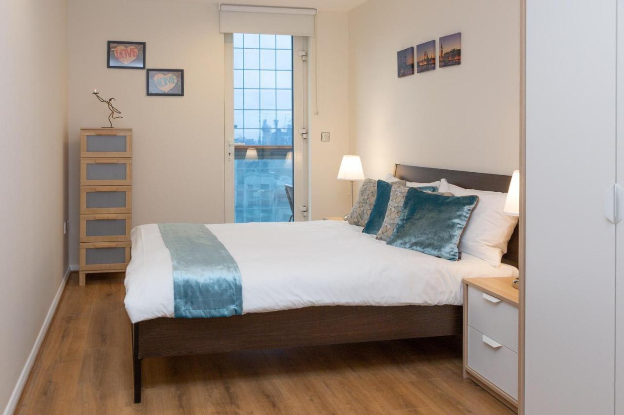 Royal Crossharbour Apartment 伦敦 外观 照片