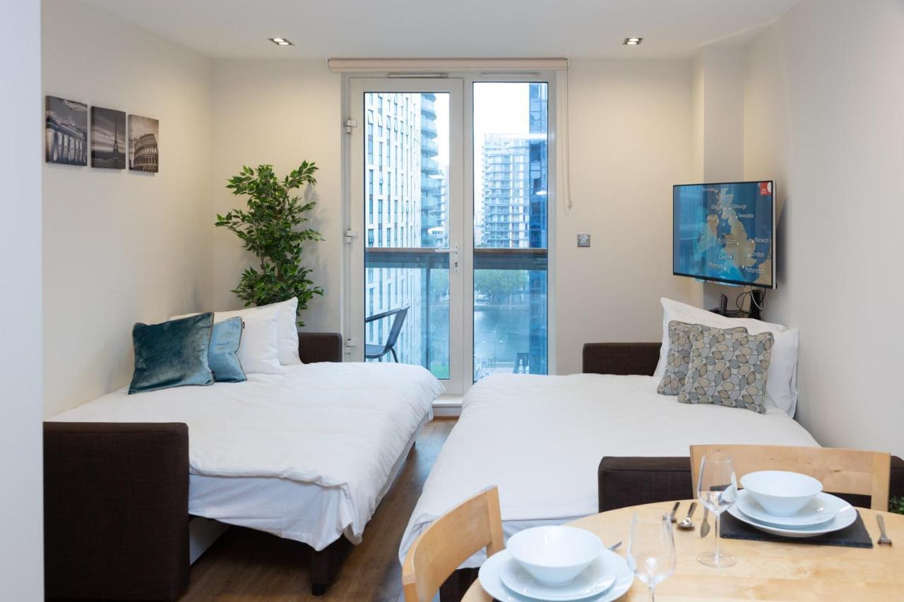 Royal Crossharbour Apartment 伦敦 外观 照片