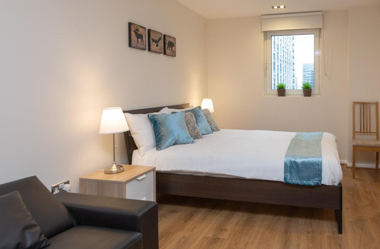 Royal Crossharbour Apartment 伦敦 外观 照片