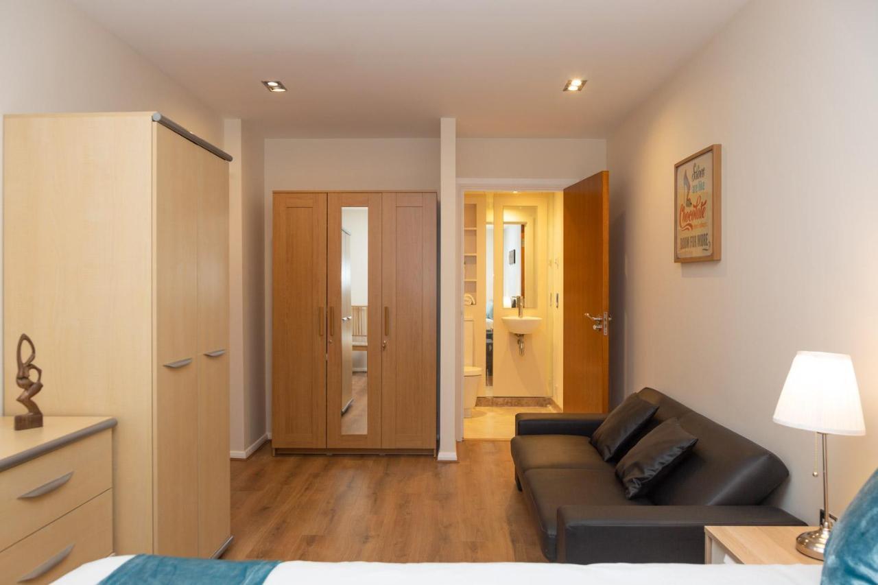 Royal Crossharbour Apartment 伦敦 外观 照片
